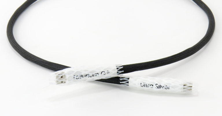 Ultra Silver USB laidas